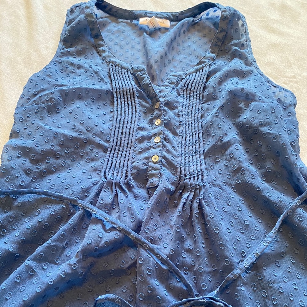 Motherhood Maternity tank top style blouse